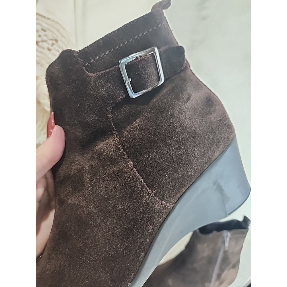 Aerosoles Entourage Suede Wedge Boots,brown, Sz8.5,EUC - Picture 10 of 11